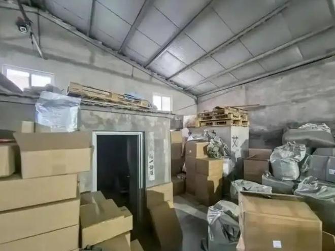 糖浆布满霉斑央视起底曝光很多人天天喝麻将胡了2试玩网站太恶心！原料挨旱厕